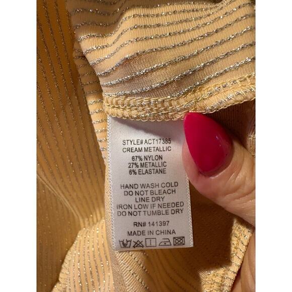 Astr the label Reese metallic twist front bodysuit beige silver size medium - Picture 8 of 10